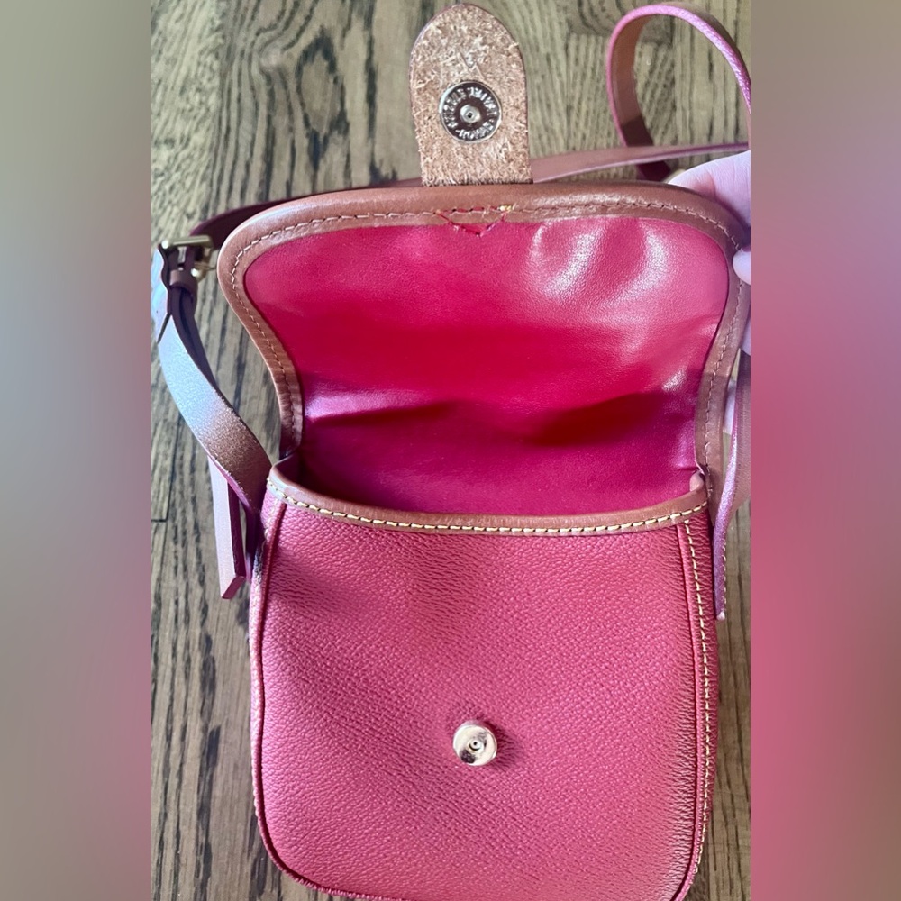 Dooney & Burke purse - Picture 2 of 4
